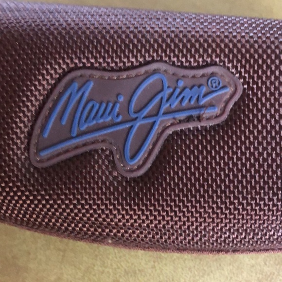 😎 Maui Jim’s Sunglass Case - Picture 3 of 6